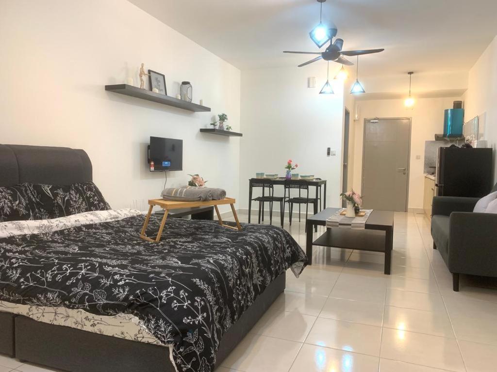1 Dream - Tiara Imperio Studio Netflix 舒适和浪漫环境适合情侣 Bangi Bagian luar foto